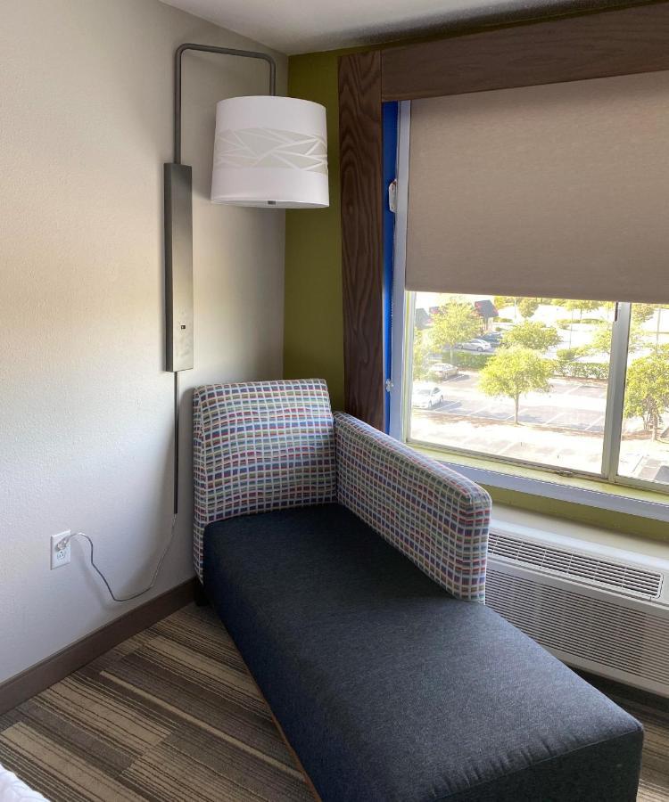 Holiday Inn Express & Suites Columbia-I-26 @ Harbison Blvd By Ihg Kültér fotó
