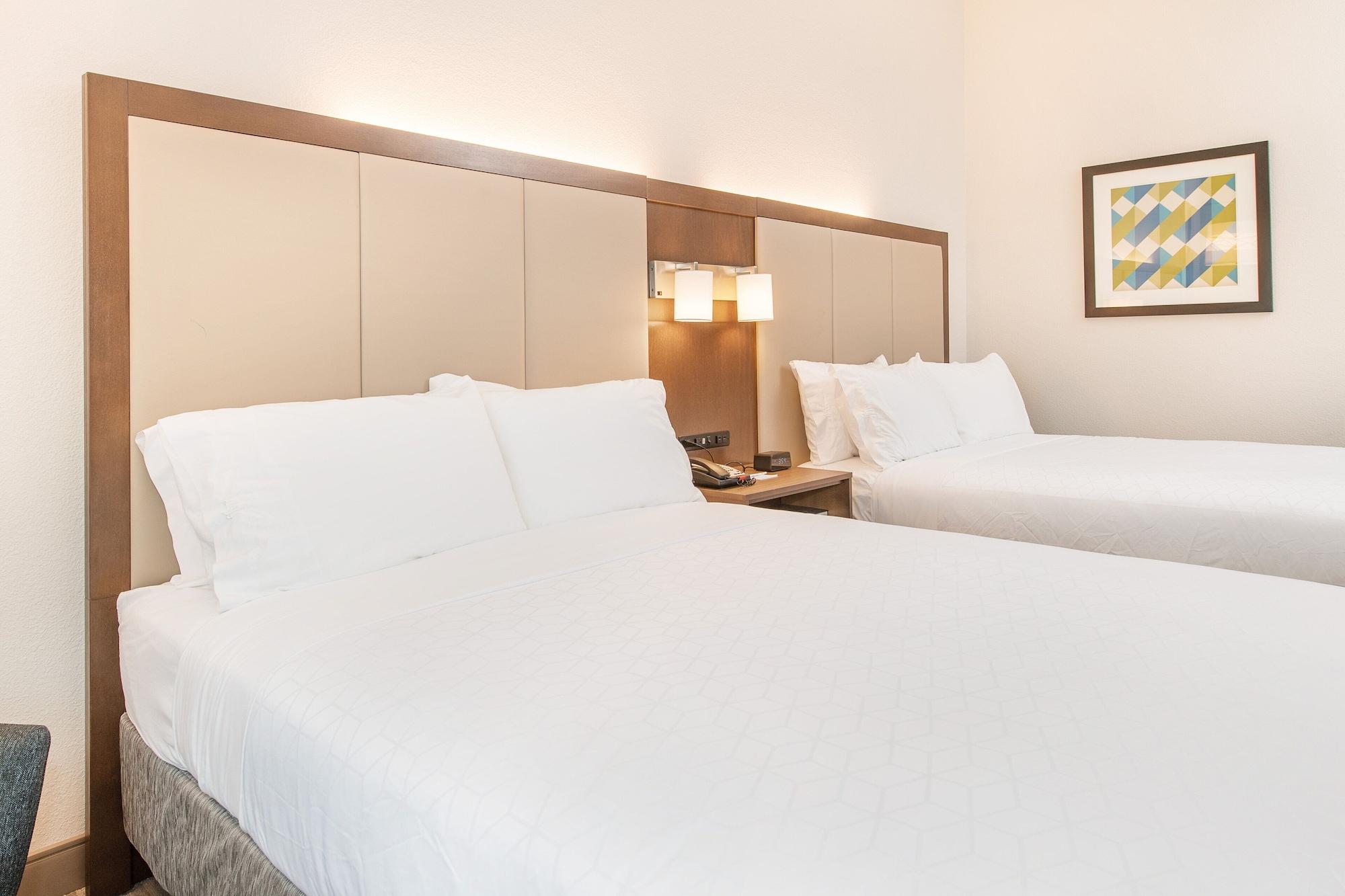 Holiday Inn Express & Suites Columbia-I-26 @ Harbison Blvd By Ihg Kültér fotó