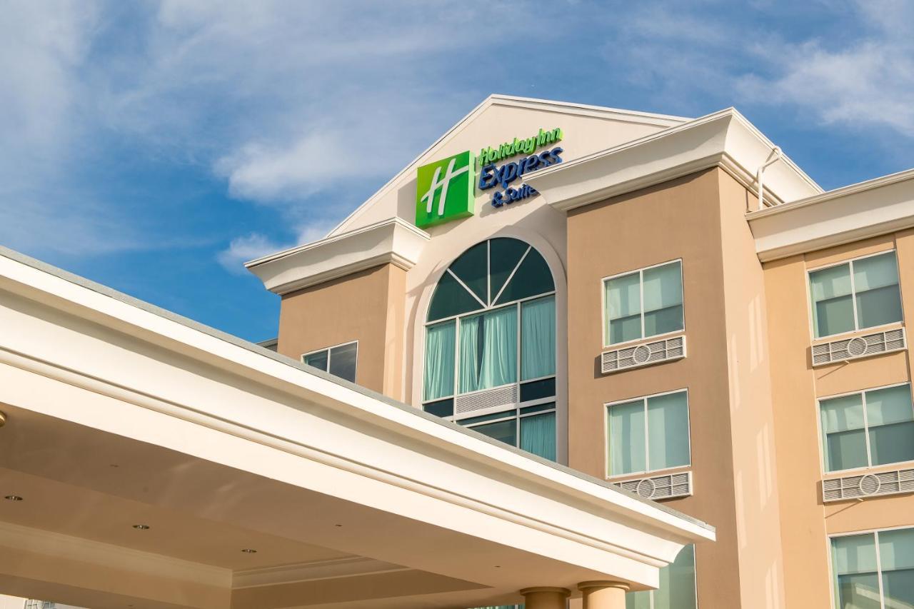 Holiday Inn Express & Suites Columbia-I-26 @ Harbison Blvd By Ihg Kültér fotó