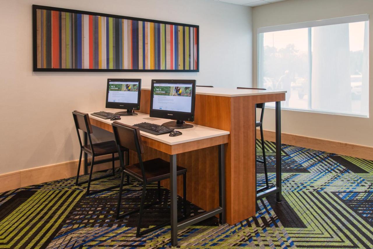 Holiday Inn Express & Suites Columbia-I-26 @ Harbison Blvd By Ihg Kültér fotó